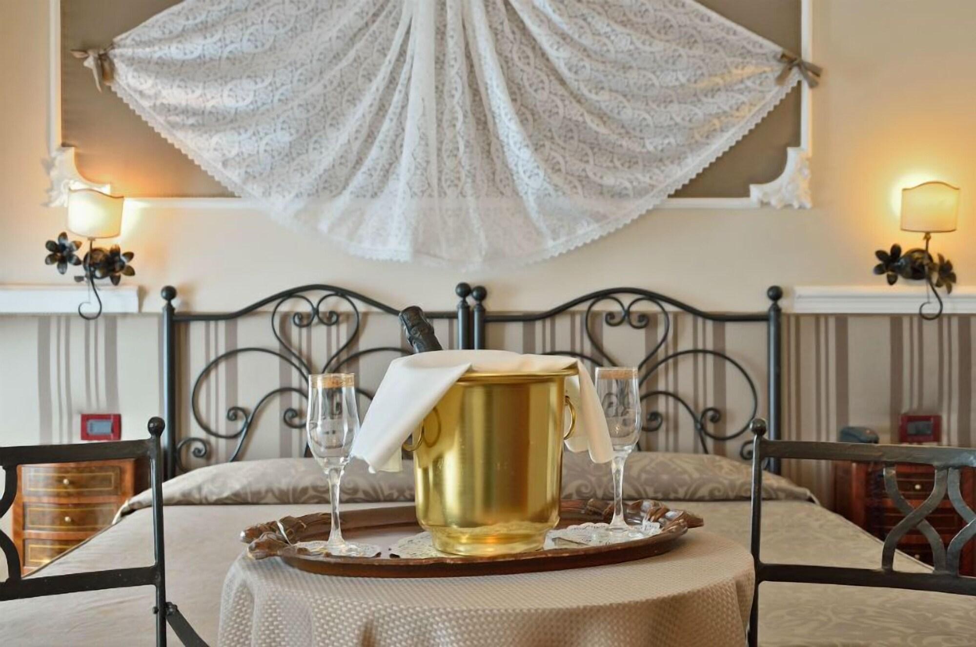 Residenza Antica Roma Hotel Bagian luar foto